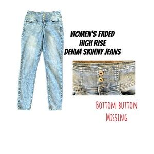 Women's Faded Blue Skinny Jeans